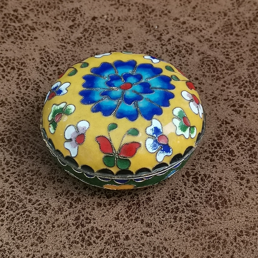 Chinese Cloisonne Floral Round Trinket Box